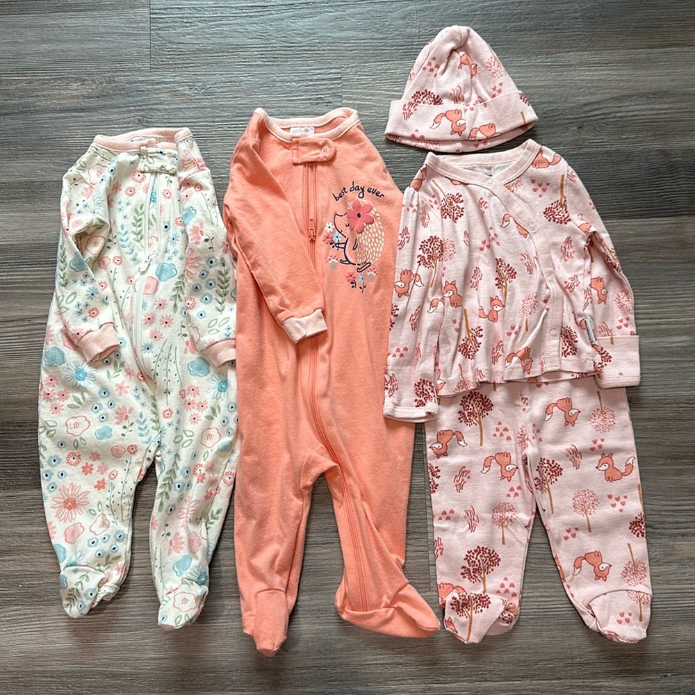 Gerber footed pajamas